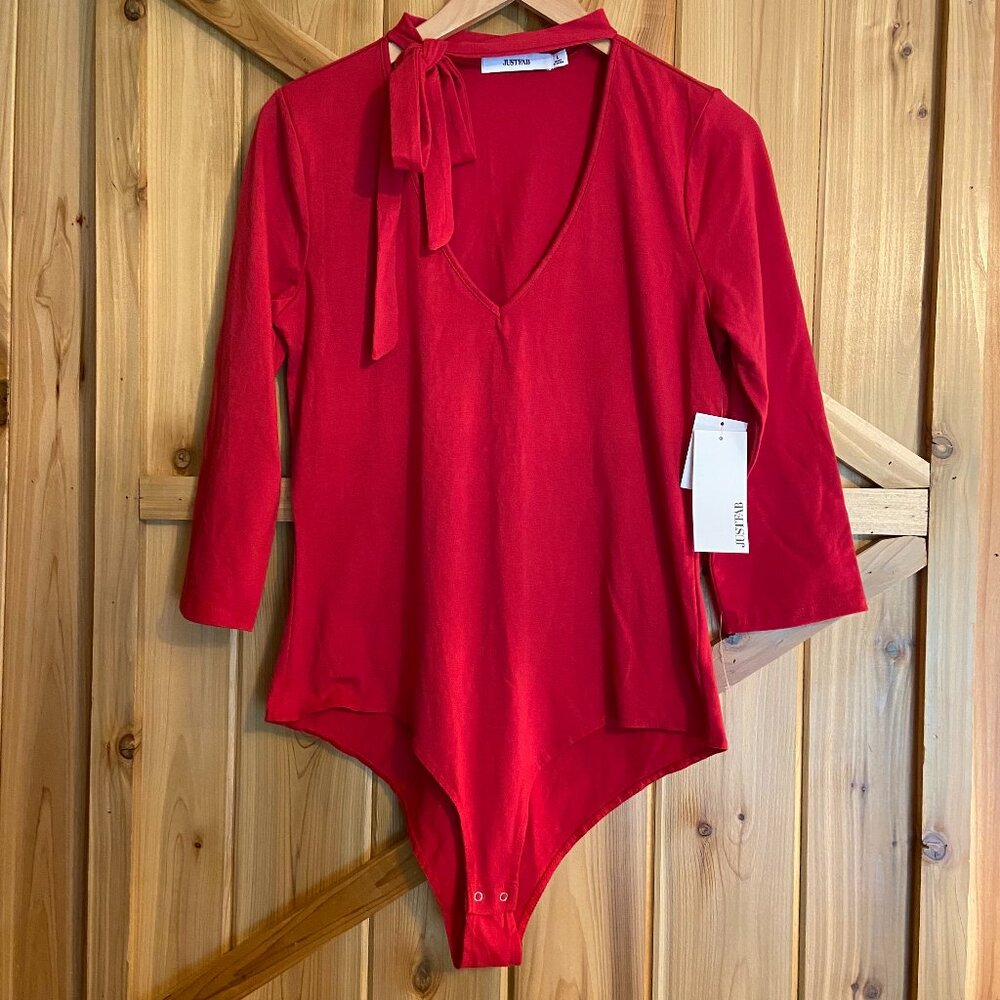 JustFab Women's Red Front Cutout Long Sleeve Bodysuit Size Large